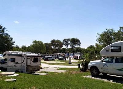 親歷房車露營，服務(wù)至上，車友為先！