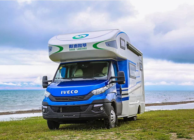 2018新款進口依維柯New Daily房車，隆翠打造！