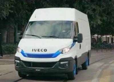 依維柯8AT Daily Blue Power天然氣車型，亮相進博會