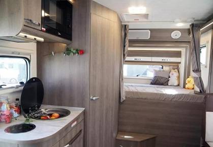 技術流，美式風，瑞弗進口依維柯底盤C型房車！